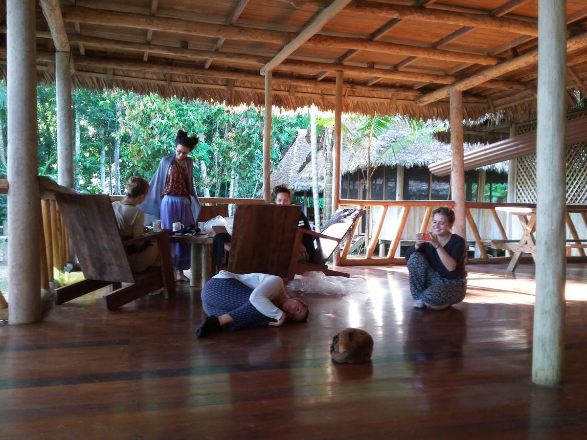 Tres Chimbadas Lake Lodge Tambopata Exterior photo