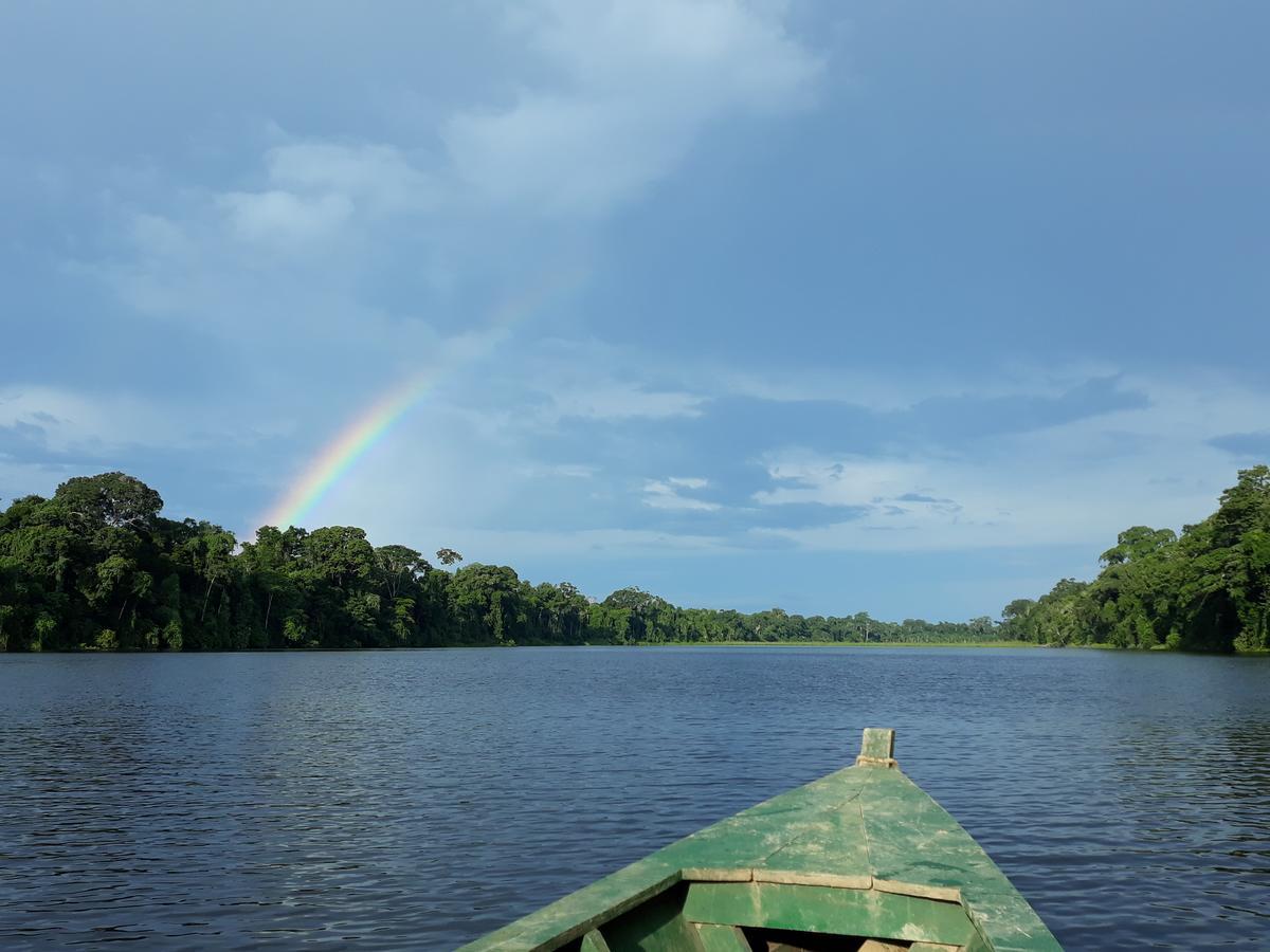 Tres Chimbadas Lake Lodge Tambopata Exterior photo